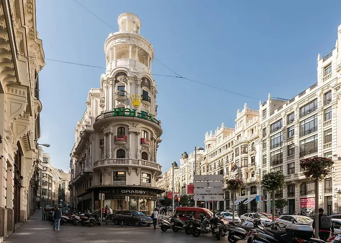 M&F Gran Via 3 Hab